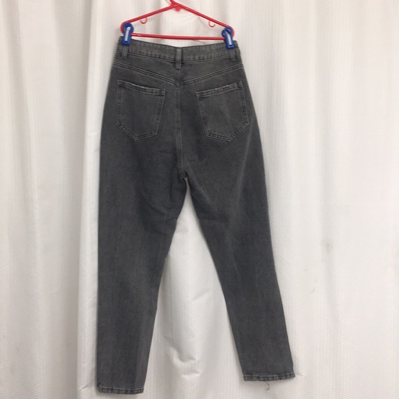 Boohoo High Waisted Mom Jean Size: 4 - Picture 6 of 6